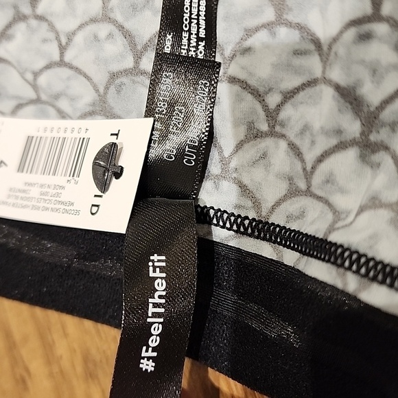 Torrid - Second Skin Mid-Rise Hipster Panty in Mermaid Scales Legion Blue​​​​​​ - Picture 7 of 12